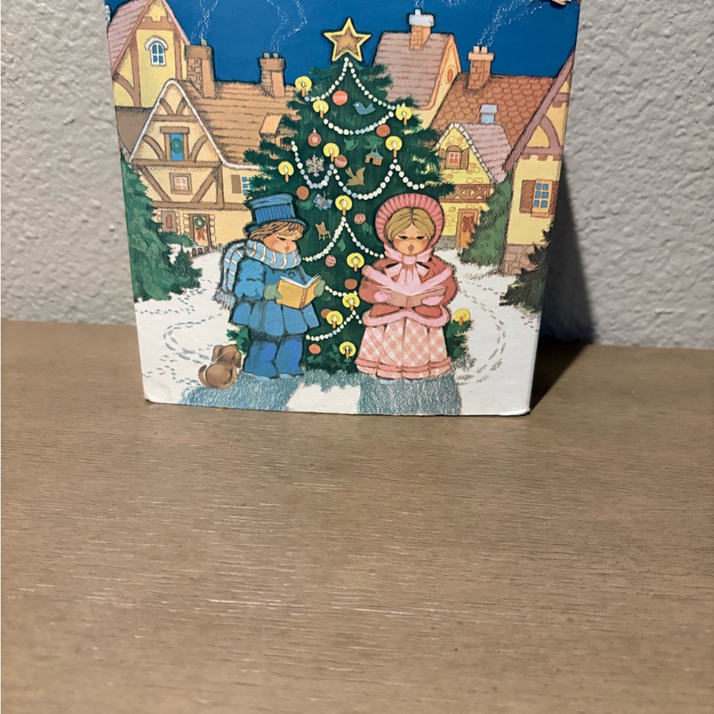 Charming Holiday Village Scene Avon Soap Set NIB 1970 Vintage Antique Design NWT